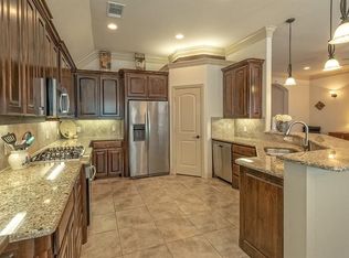 719 Chaparral Rd, Sanger, TX 76266