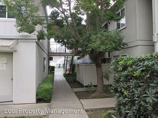 1st image of 715 N Church St #8