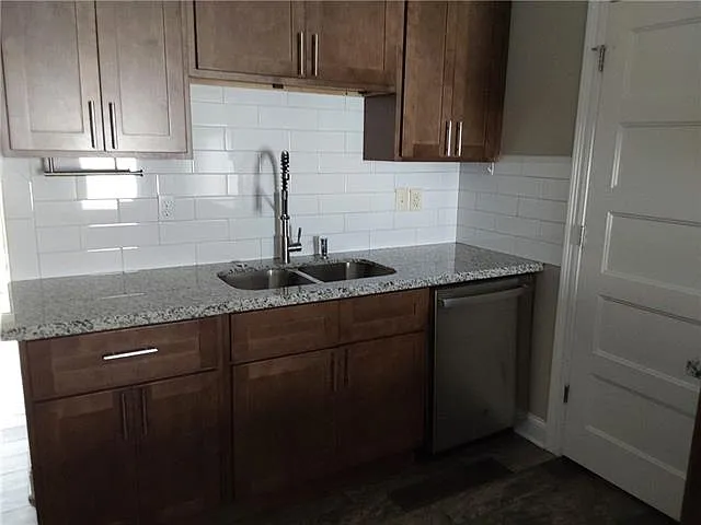 3507 Sinclair St — Photo 11