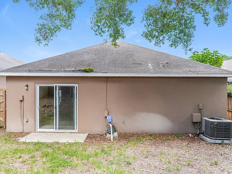 12744 Ashbrook Cir W — Photo 16