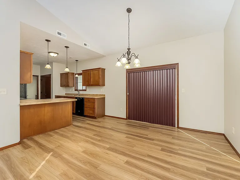 107 W 81st St — Photo 3