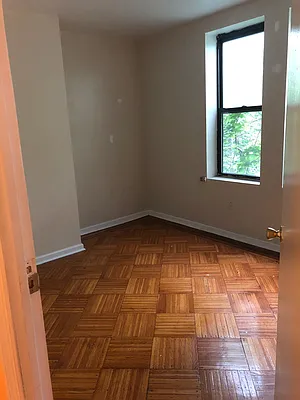 Rented by Aegis Realty Management Corp | media 22