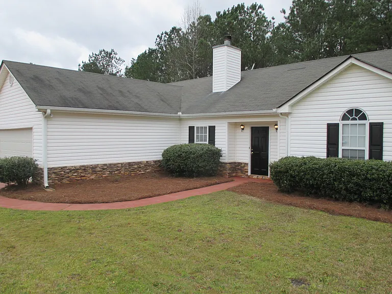 60 Macadamia Ct — Photo 4