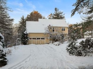 12 Campmeeting Rd, Topsfield, MA 01983