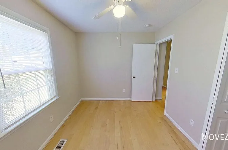 1100 Harper Rd — Photo 39