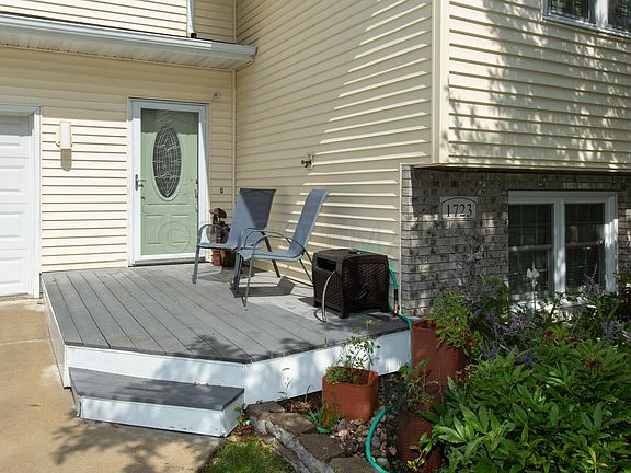 2nd image of 1723 31st St S