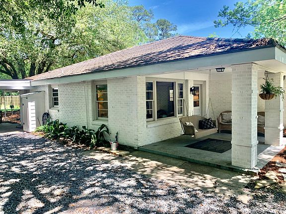 Front Porch and driveway