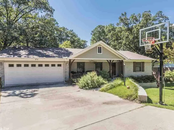 4 Evergreen Ct, Little Rock, AR 72227