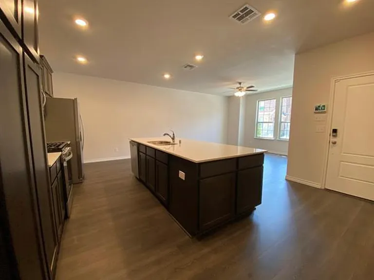 2017 Crooked Bow Dr — Photo 10