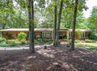 4707 Edinborough Rd, Greensboro, NC 27406