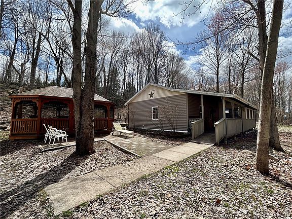 2nd image of 27561 Limestone Rd