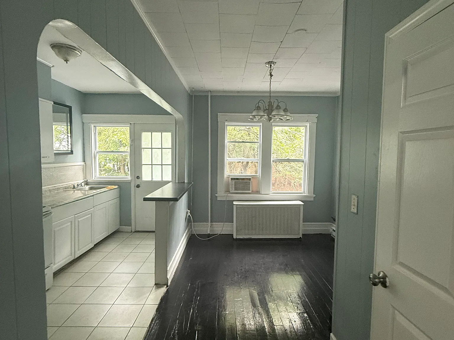51 Ives St — Photo 4