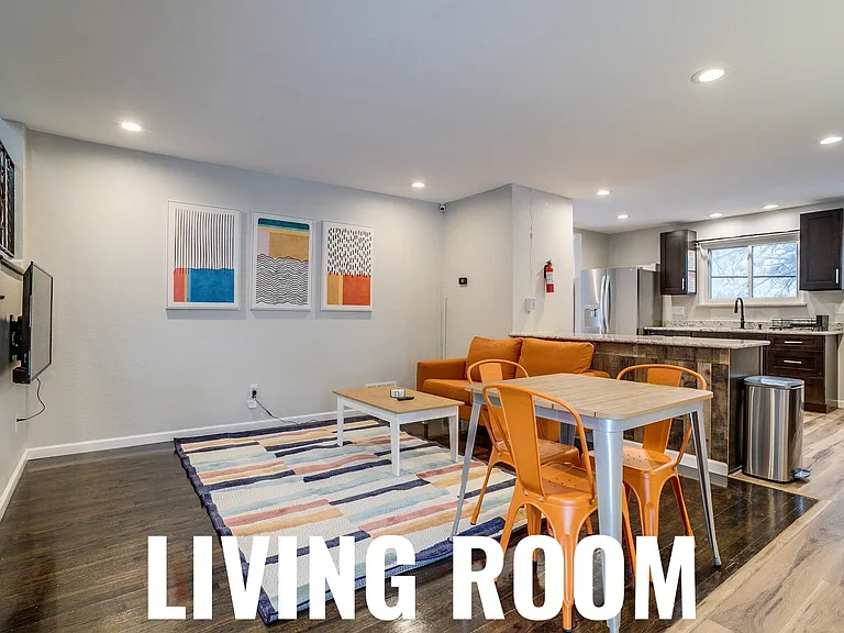 201 Toledo St #3 — Photo 4