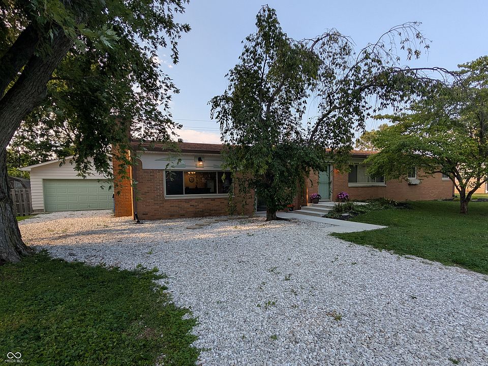 1st image of 428 David Ln