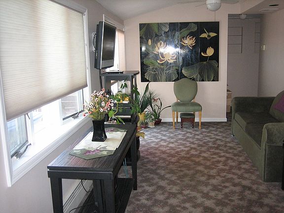 FAM. OR DINING RM