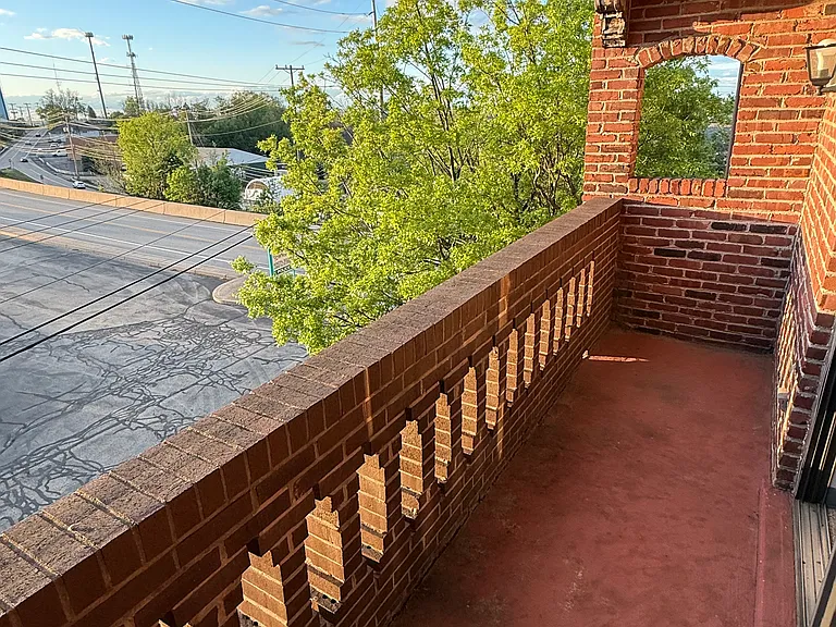 83 Union Ave — Photo 11