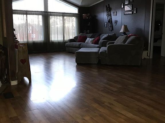 2nd image of 42 Kentucky Dr