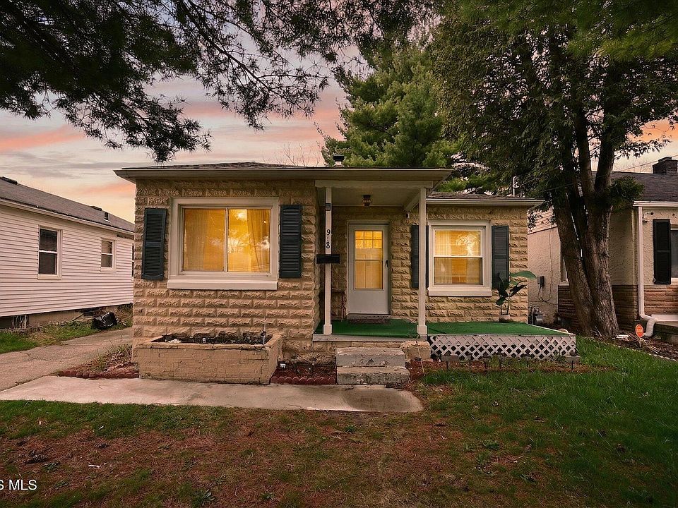 1st image of 918 Moran Ave