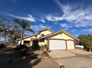 16770 Rocky Glen Rd, Perris, CA 92570