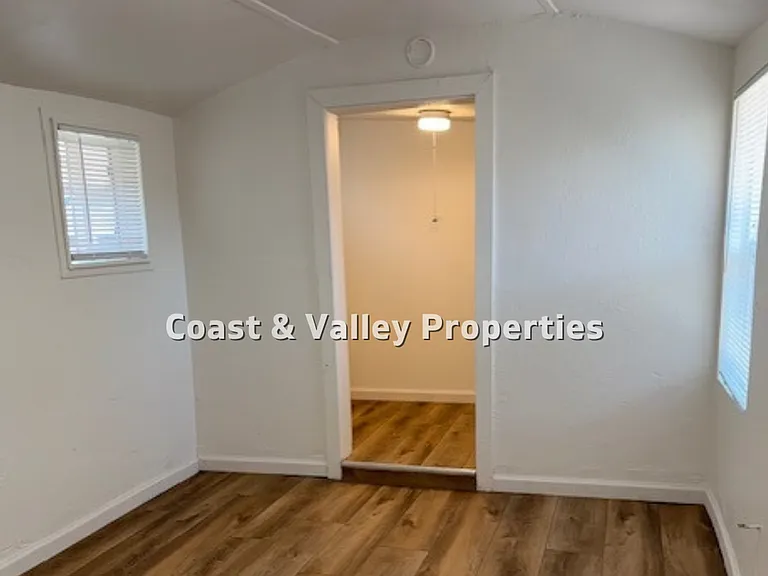 1022 West St — Photo 3