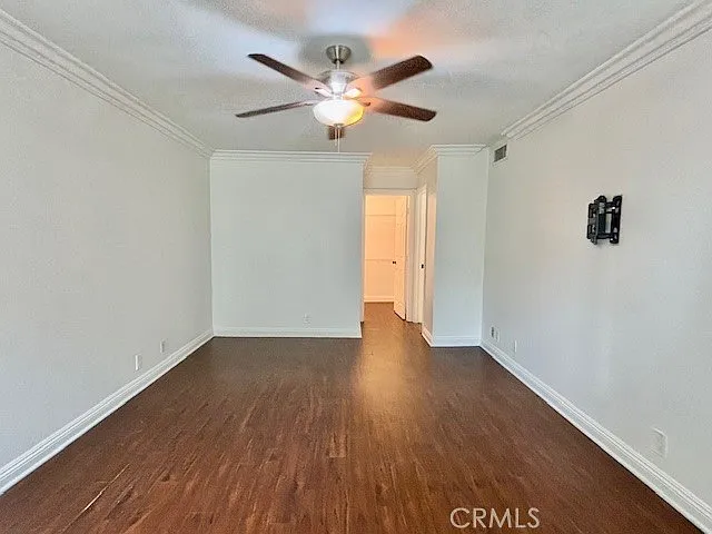 2558 Orange Ave #6 — Photo 33