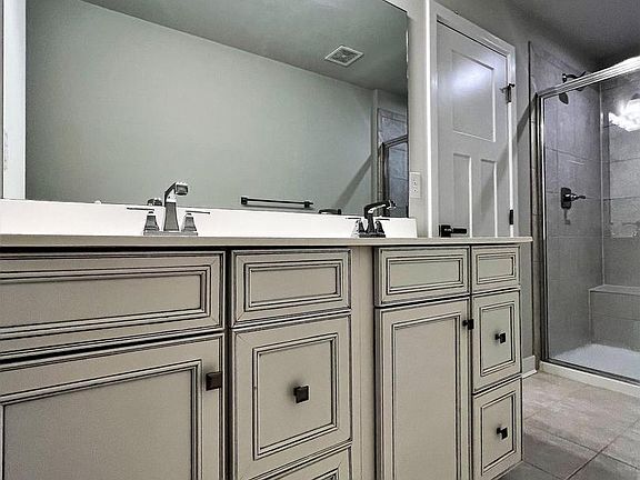 4th image of 511 Swansea Dr #249