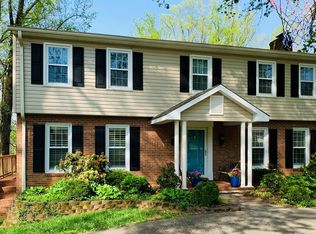 1725 Meadowview Ln, Martinsville, VA 24112