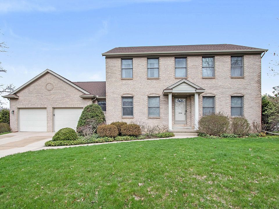 1st image of 1956 Cherry Run Dr NW