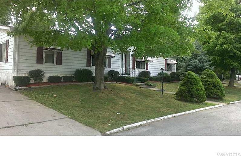 1st image of 90 Waterview Pkwy