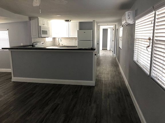 3rd image of 5145 E Bay Dr #224