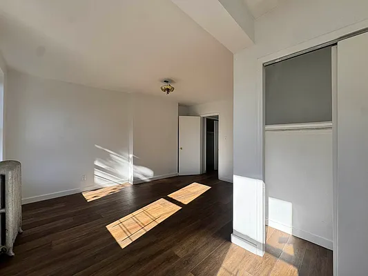 Bedroom, photo 3
