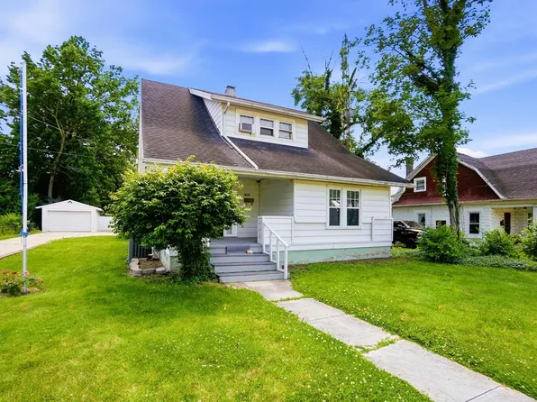 612 W Madison St, New Carlisle, OH 45344