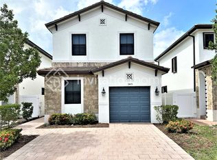 3445 W 110th St, Hialeah, FL 33018