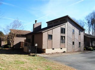 1756 Stonewood Dr, Winston Salem, NC 27103