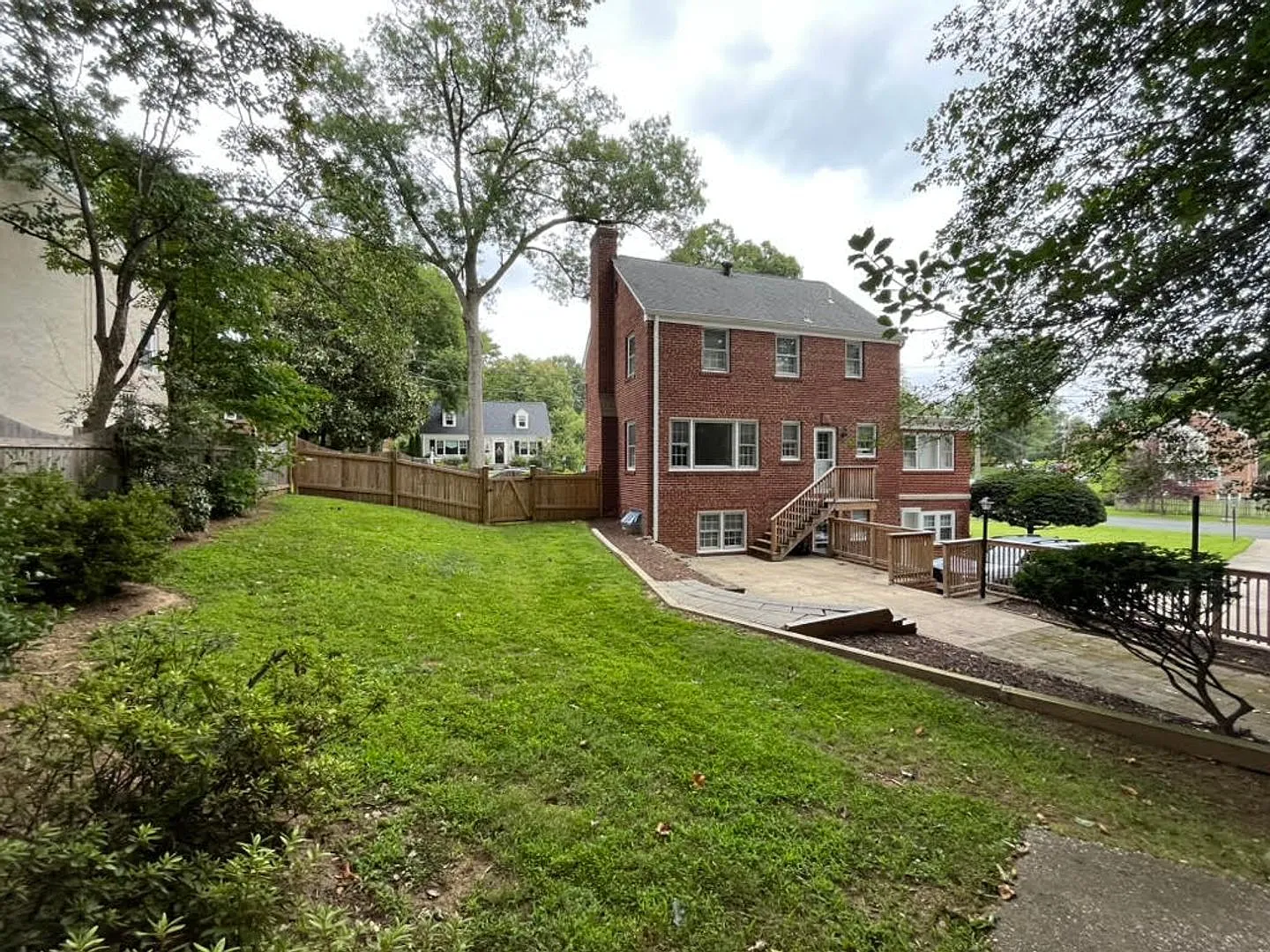 Charming Colonial In Kensington Close To Nih Joint Base Bethesda — Photo 2