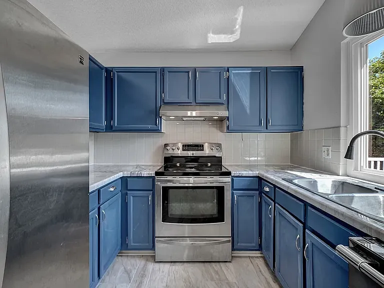 7875 Belford Dr — Photo 7