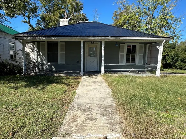 600 Hughes St, Danville, VA 24541