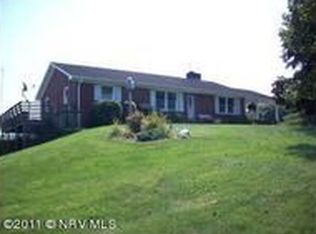 4139 Joy Ranch Rd, Woodlawn, VA 24381