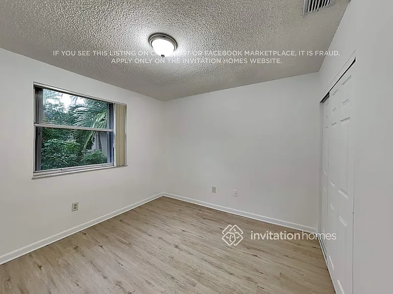 9912 NW 9th Ct — Photo 14