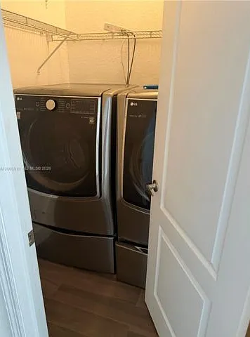 3 bed, 2.5 bath, 1812 sqft, $3,350 — Photo 4