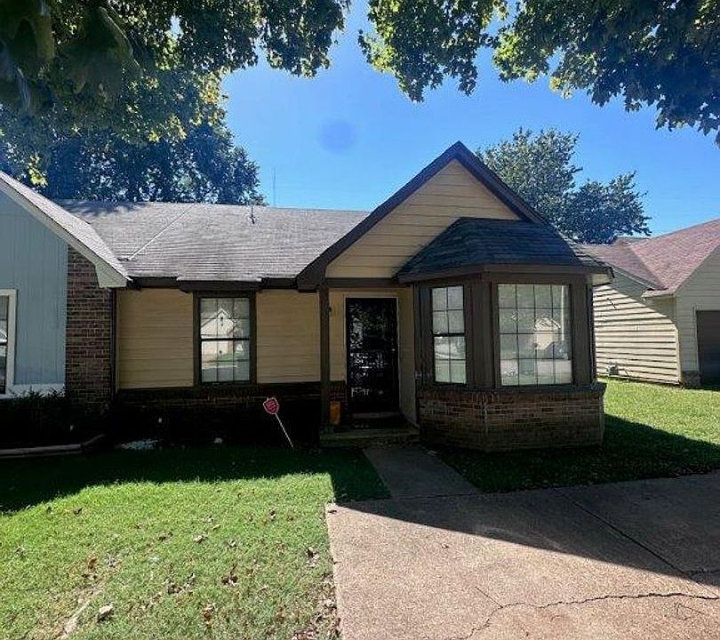 1st image of 6917 Hillindale Dr