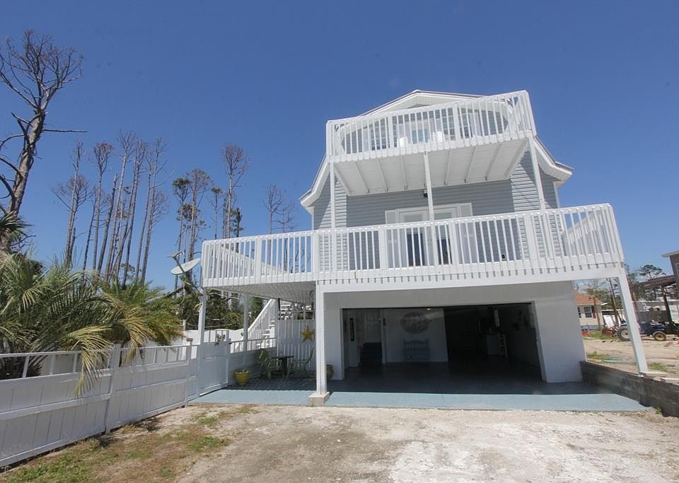 1st image of 6448 Americus Ave