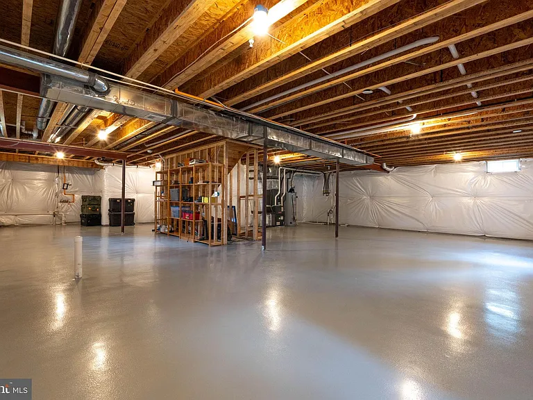 1113 Chevron Rd — Photo 38
