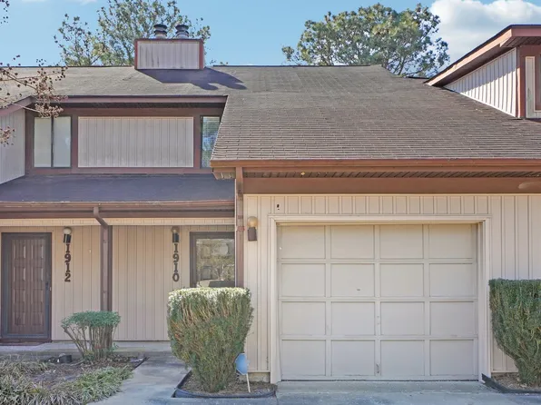 1910 Harris St, Goldsboro, NC 27530