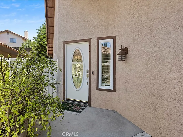 6 Caymas Ct — Photo 2