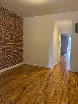 Rented by CitySites Real Estate Group | media 3