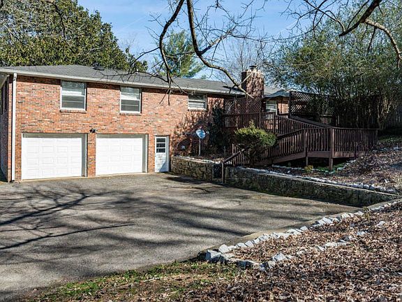 3rd image of 6741 Currywood Dr