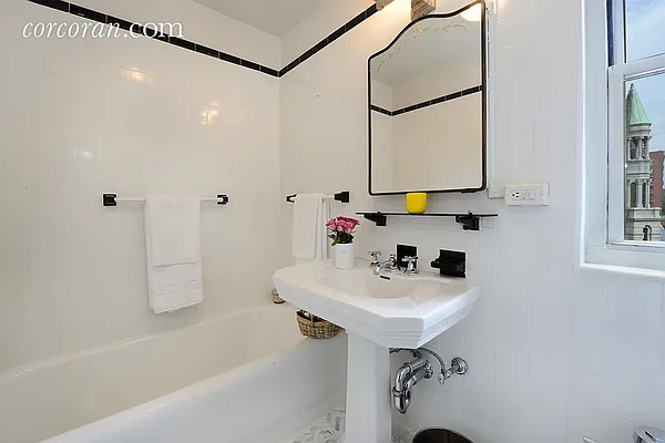 Sold by Corcoran | media 16