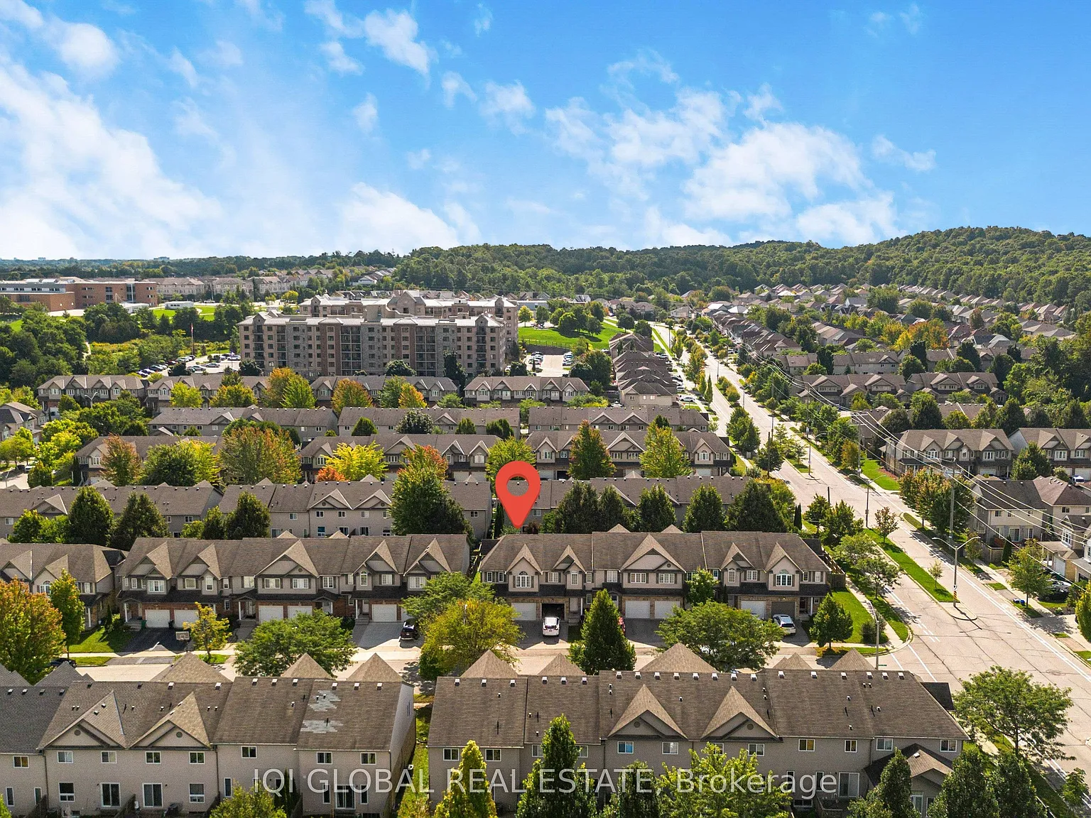 5 bed, $3,100 — Photo 1