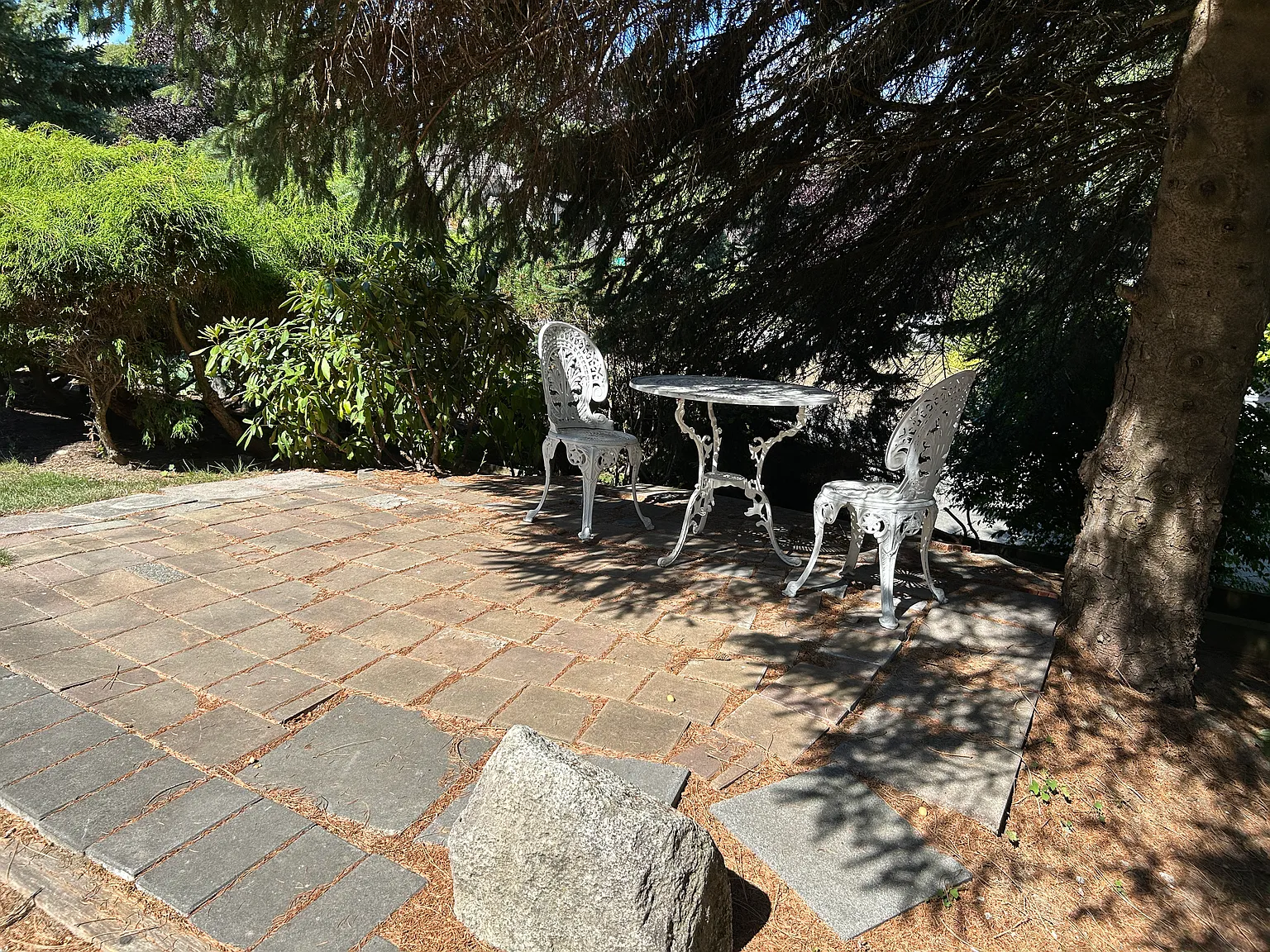 Northcrest Dr, Surrey — Photo 2